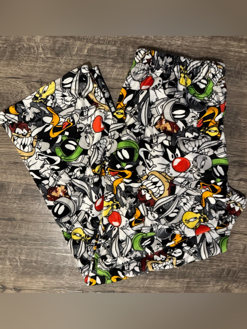 Looney Tunes Men’s Fleece Pajama Pants M Multicolor Graphic Print Elastic